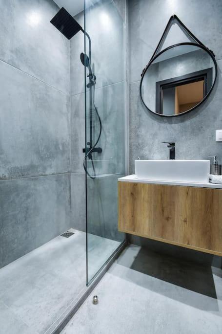 Ophelia Luxurious Suite #Tifhelexpo Tessalónica Exterior foto